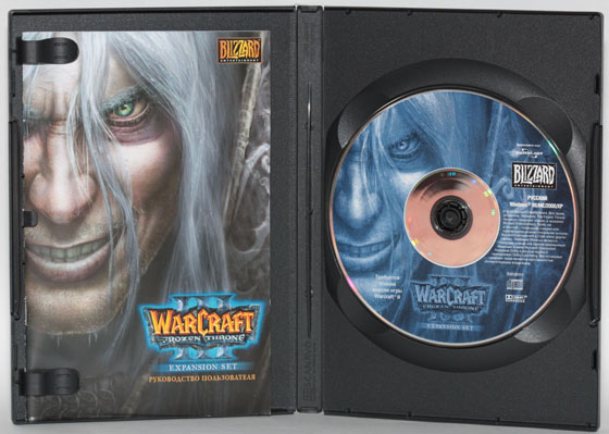 Warcraft III The frozen Throne открытая коробка, диск и документация