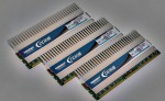 Комплект оперативной памяти DDR-3 производства компании Kingmax