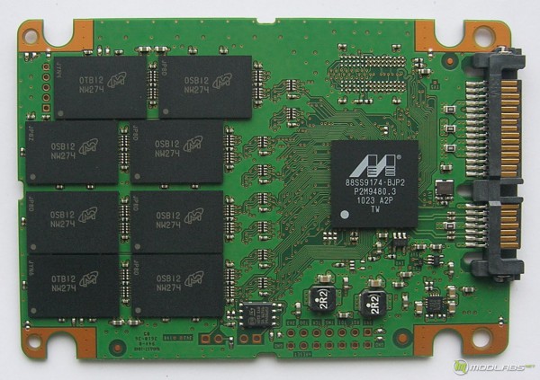 Crucial RealSSD C300 - PCB - спереди