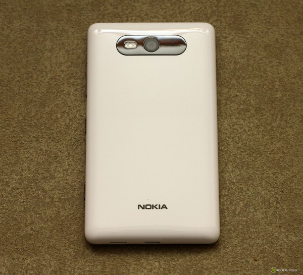 Nokia Lumia 820