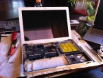 Разобранный MacBook 2,1