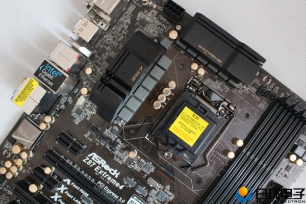 ASRock Z87 Extreme 4